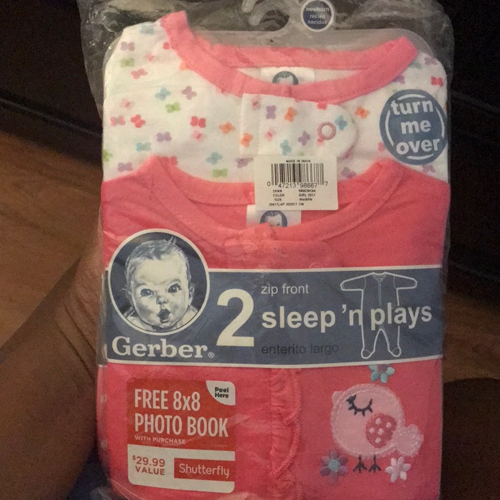 2-pack Gerber sleep ‘n play pajamas